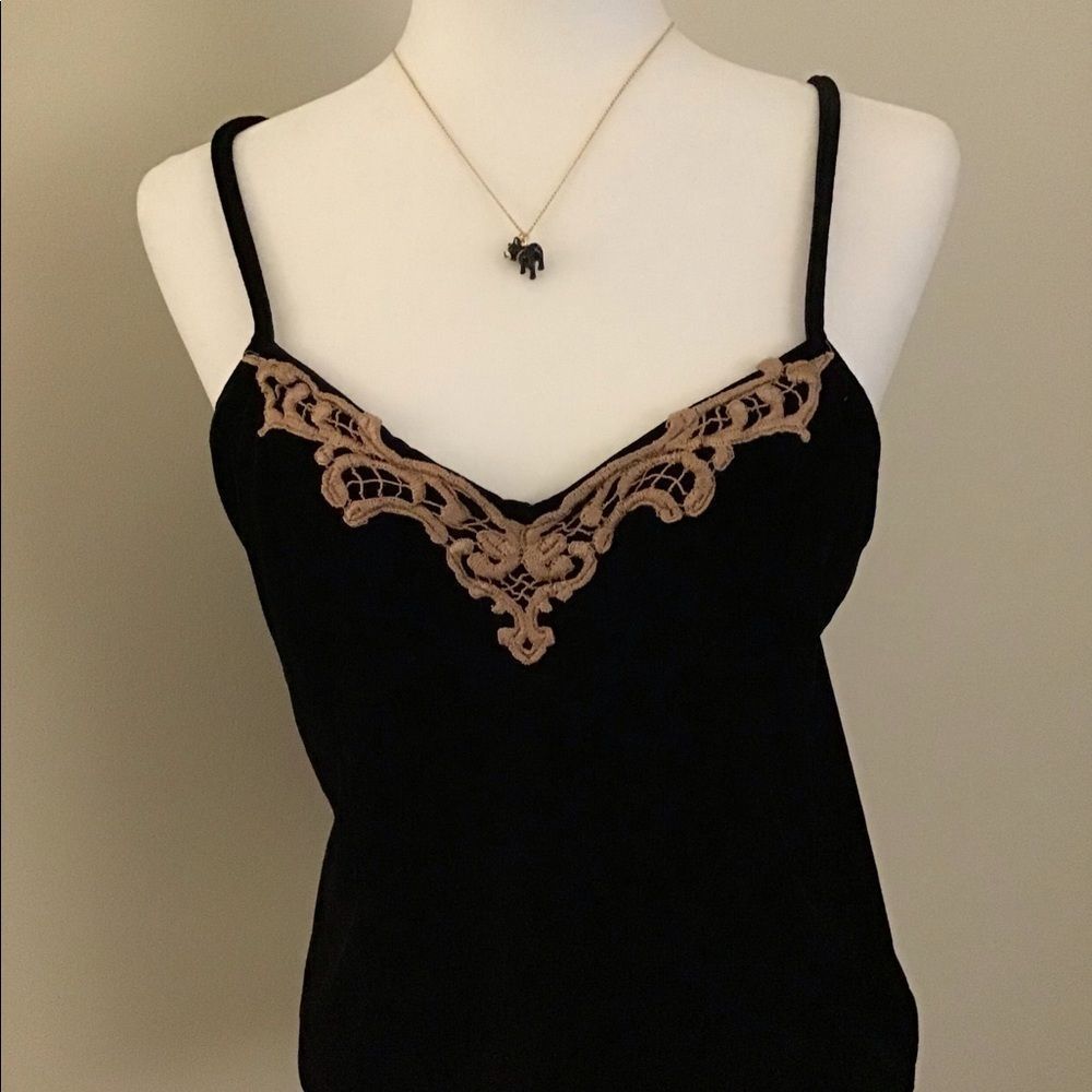 DELICATES Camisole V Neck Adjustable Straps Size M